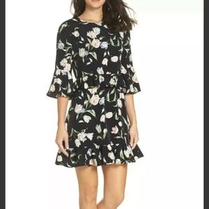 NWT - Avec Les Filles Satin Floral Print Dress